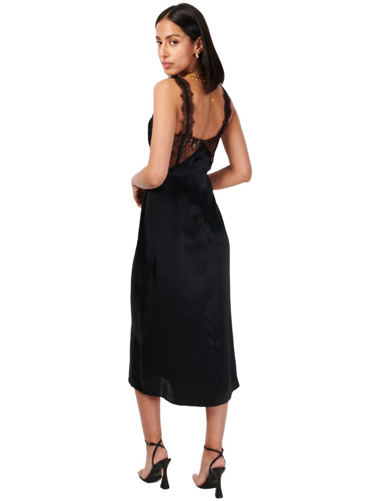 Nahida Dress Black