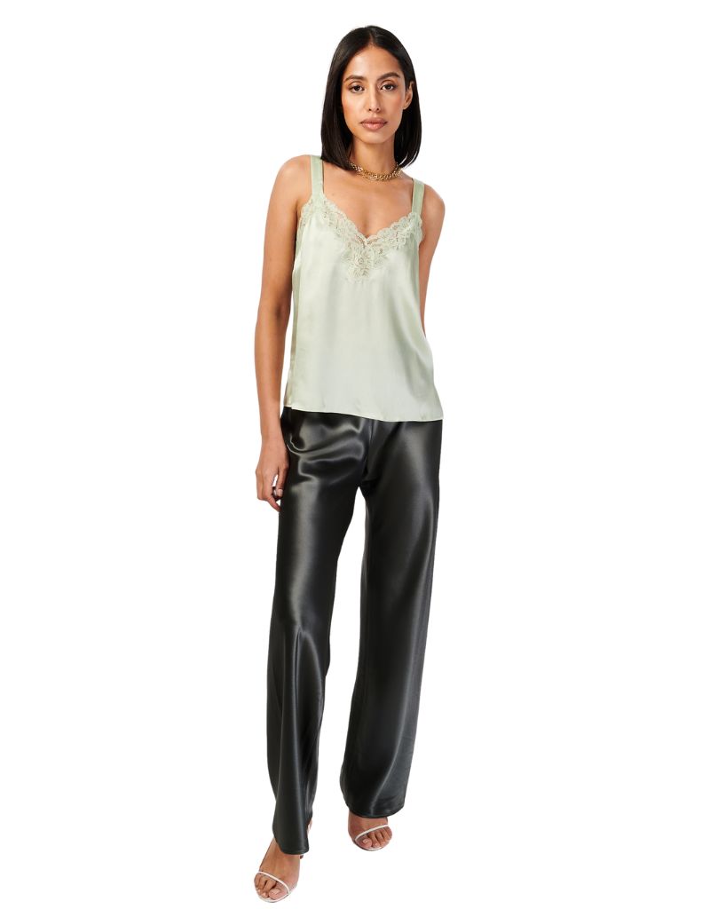 Cami NYC Bristol Pant Thyme styled with cami top